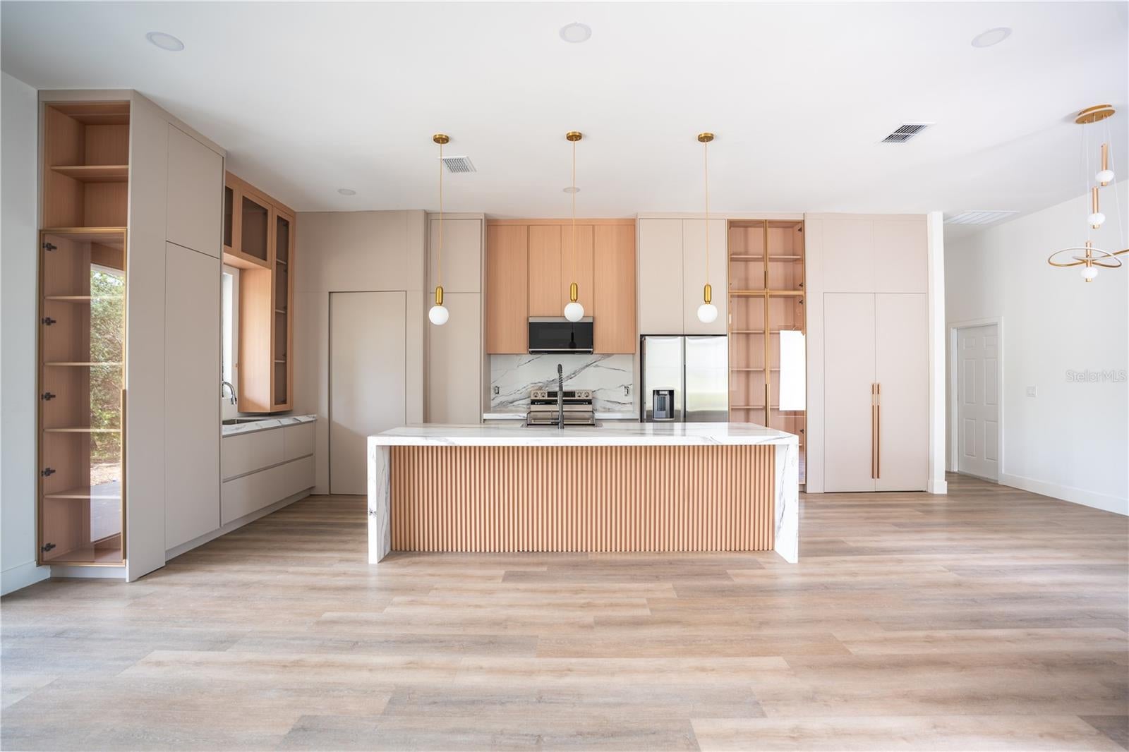 13 NEMESIA COURT E
