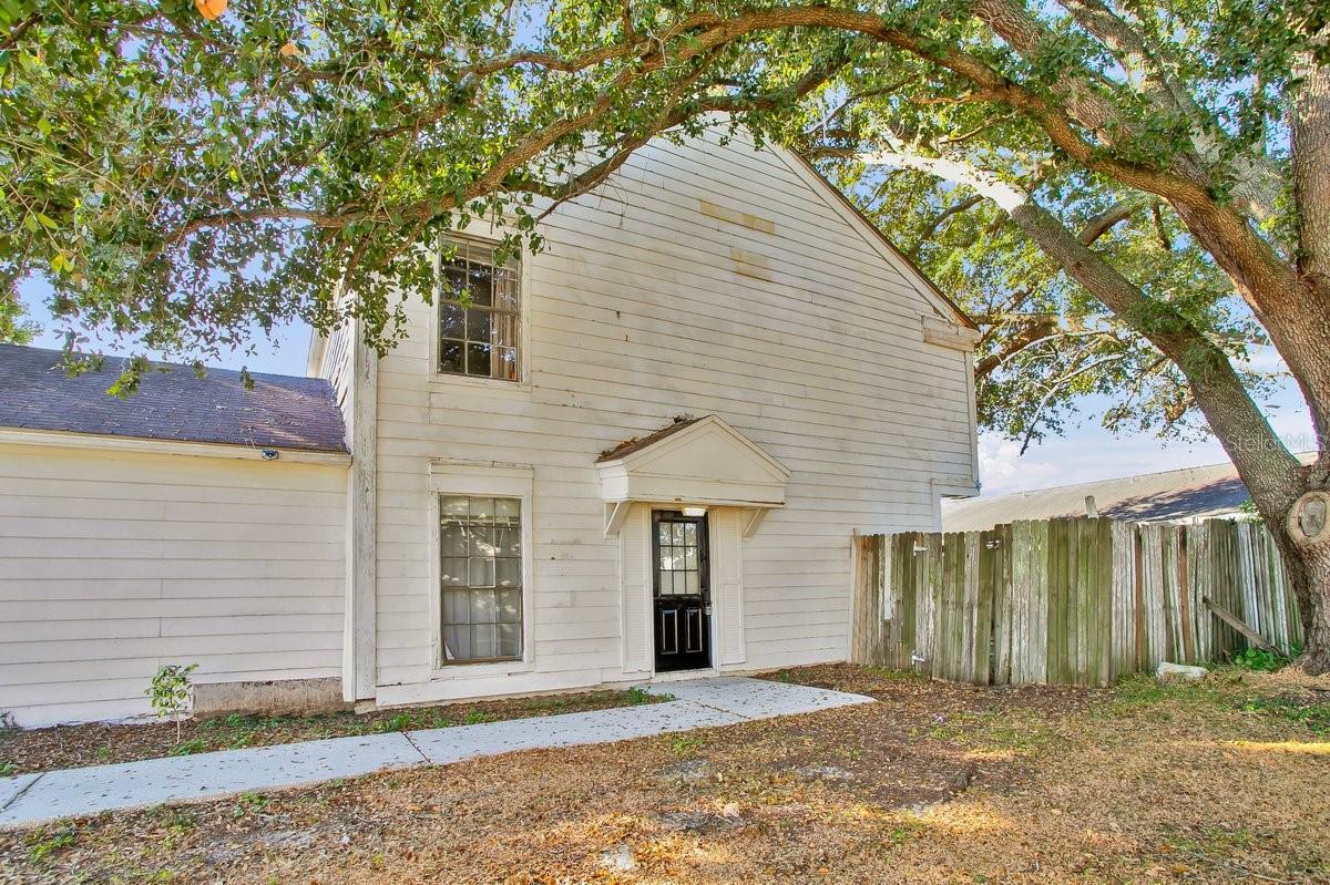 CRYSTAL GROVE - Residential