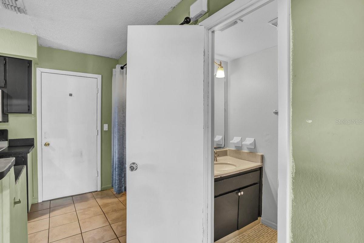 CRYSTAL GROVE - Residential