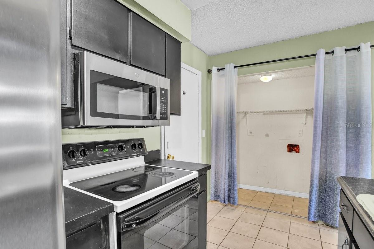 CRYSTAL GROVE - Residential