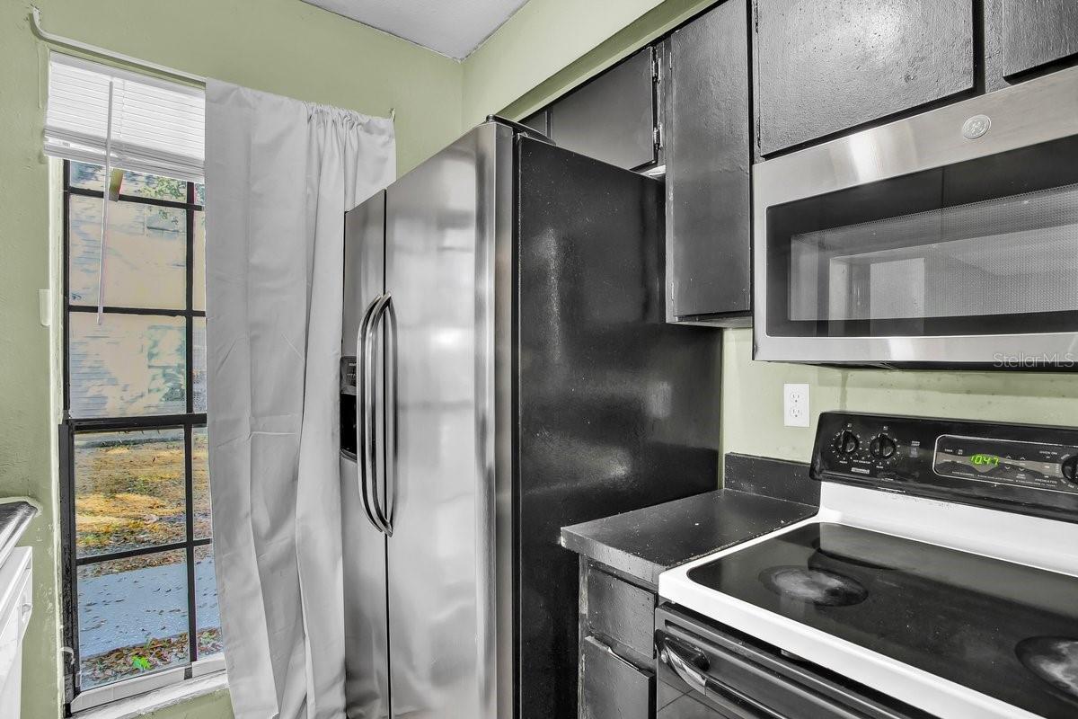 CRYSTAL GROVE - Residential