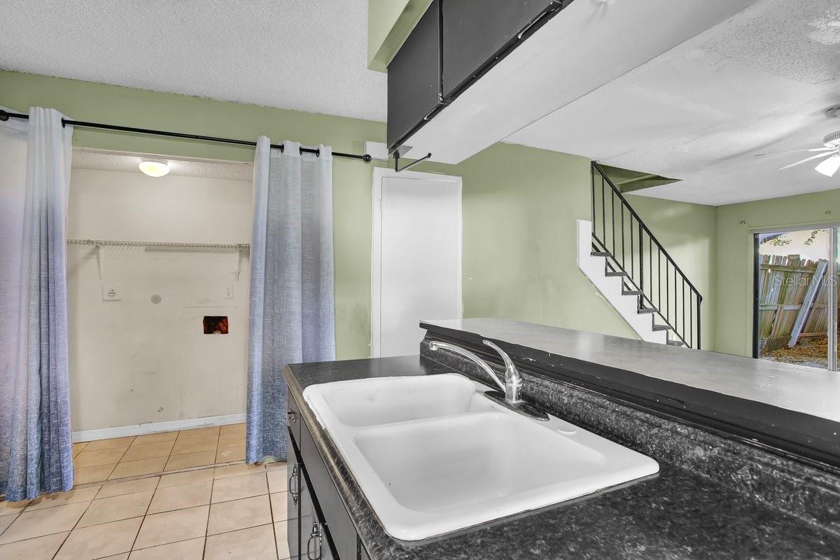 CRYSTAL GROVE - Residential