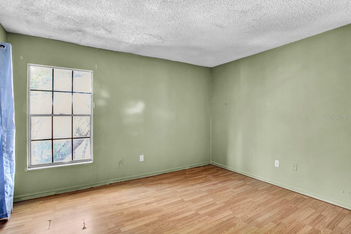 CRYSTAL GROVE - Residential