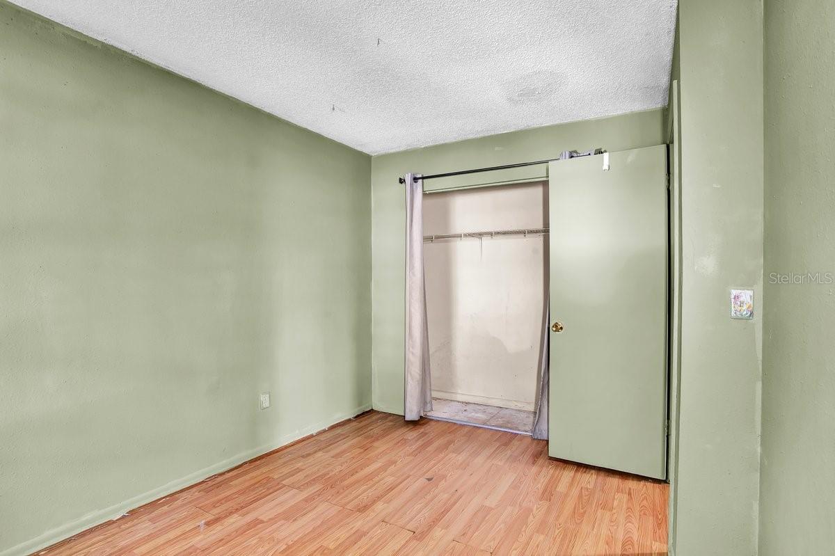 CRYSTAL GROVE - Residential