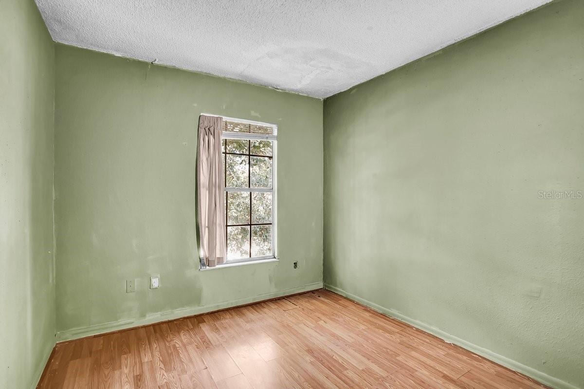 CRYSTAL GROVE - Residential