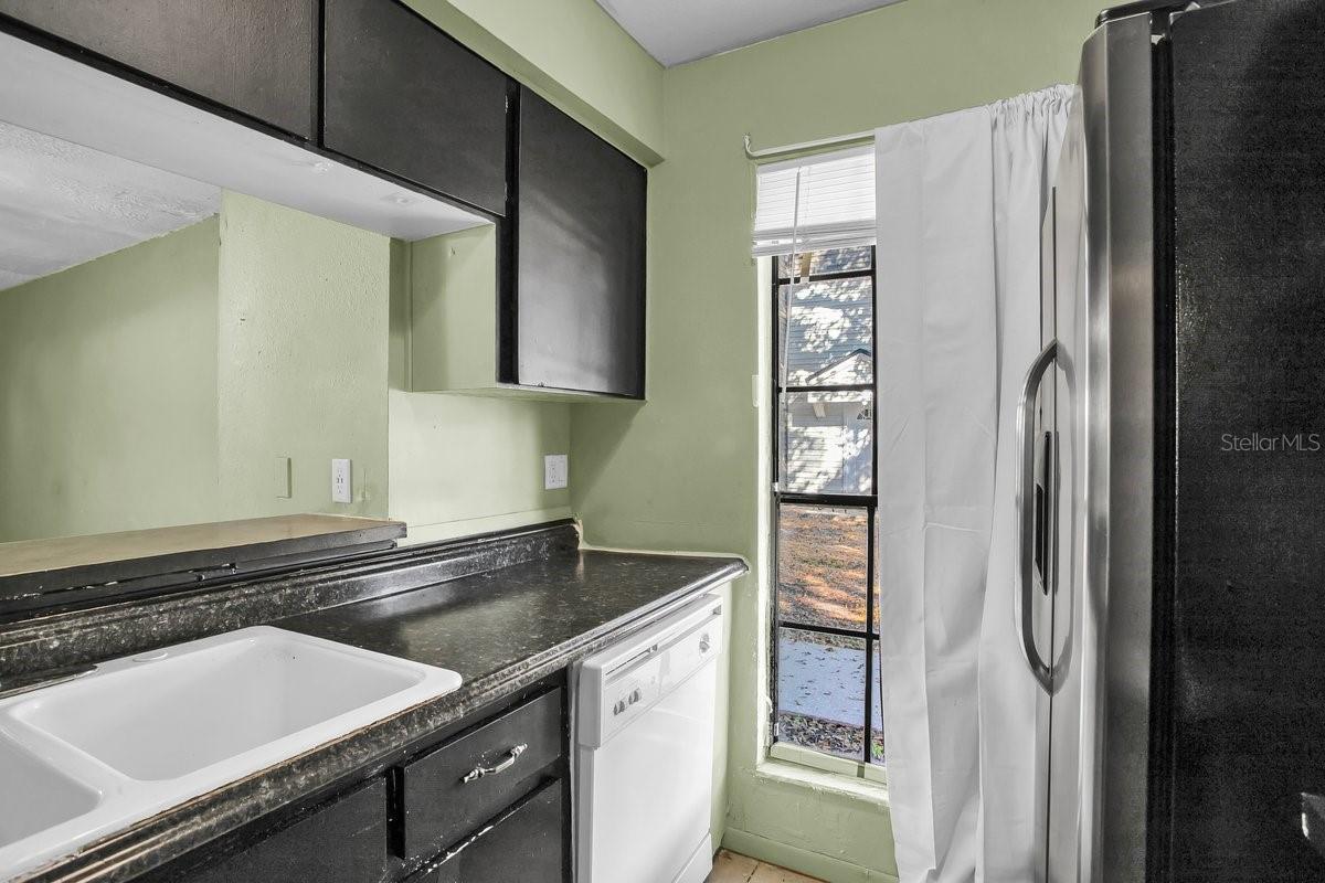 CRYSTAL GROVE - Residential