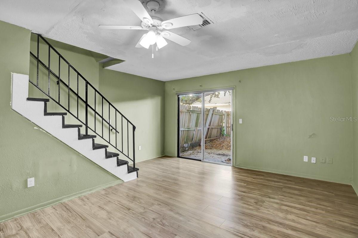 CRYSTAL GROVE - Residential