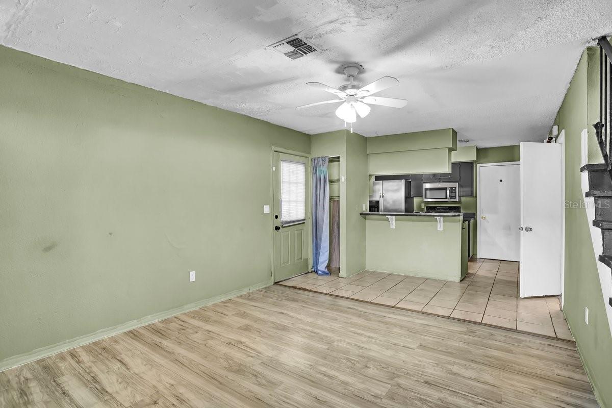 CRYSTAL GROVE - Residential