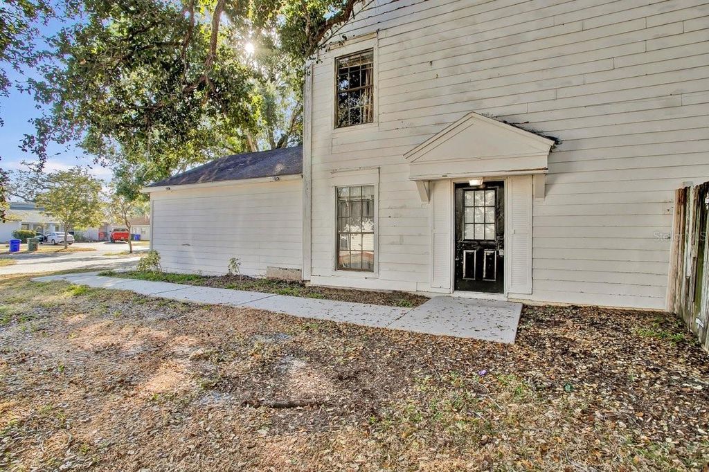 Photo of 1817 Crystal Grove Drive, Lakeland, FL 33801 (MLS # TB8451061)