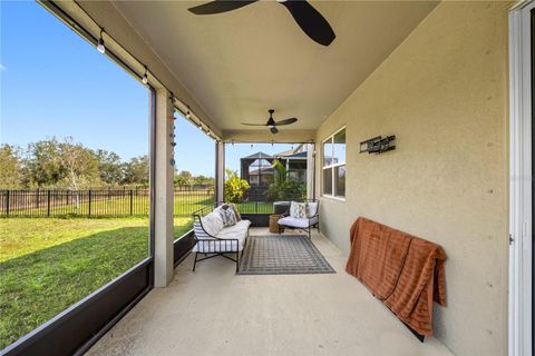 A home in PARRISH