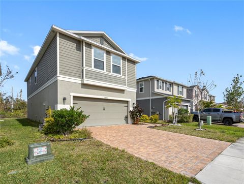 A home in PARRISH