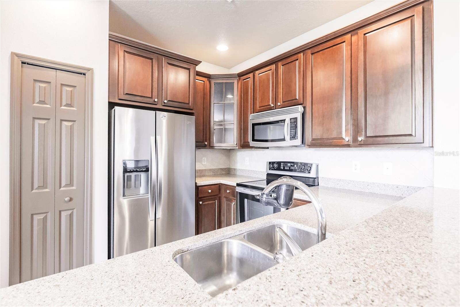 STONEHAVEN PH 4, 5, 6, 7 & 25 - Residential Lease