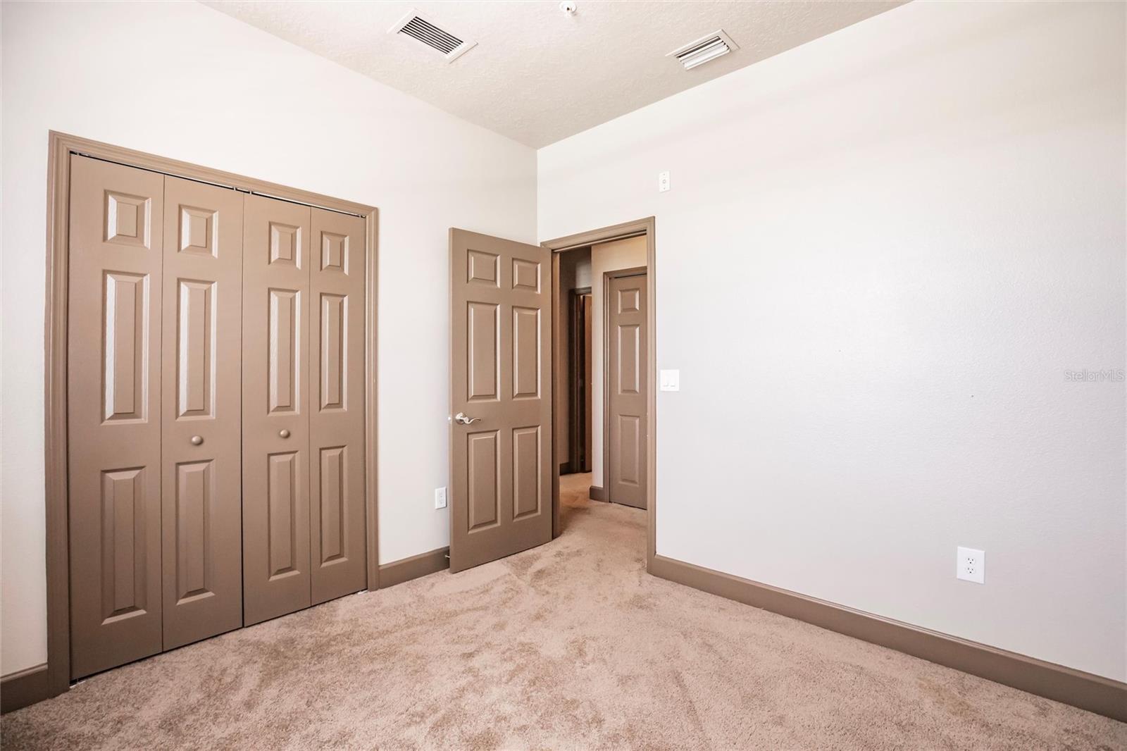 STONEHAVEN PH 4, 5, 6, 7 & 25 - Residential Lease