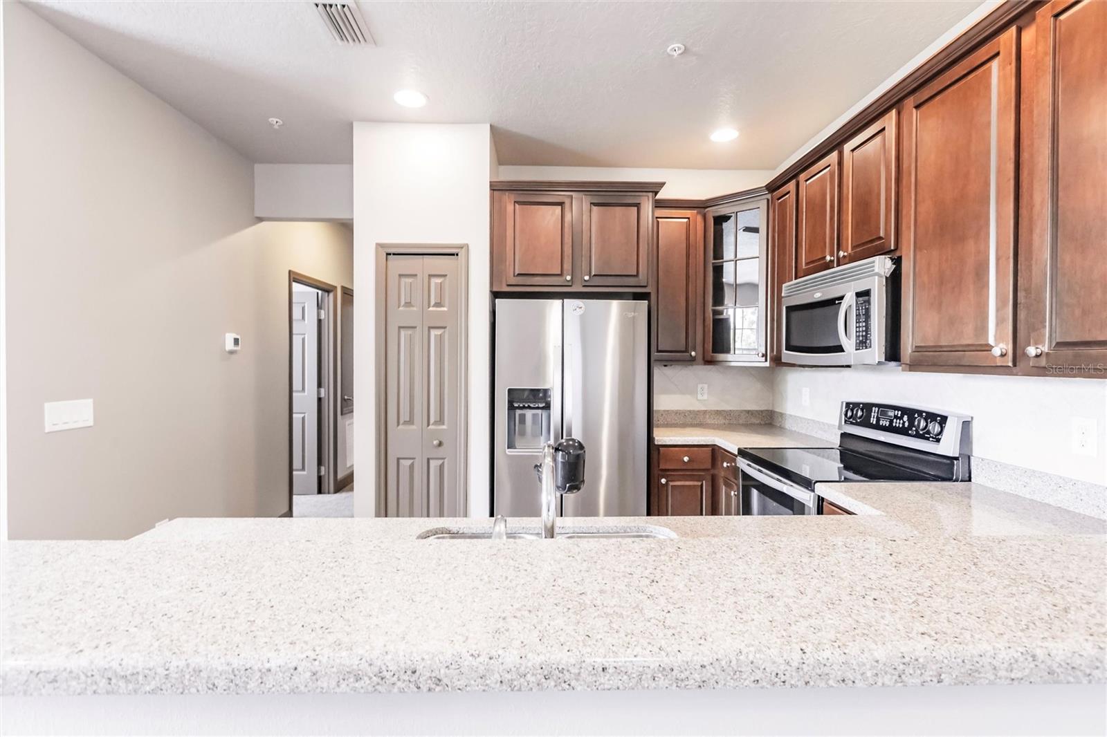 STONEHAVEN PH 4, 5, 6, 7 & 25 - Residential Lease