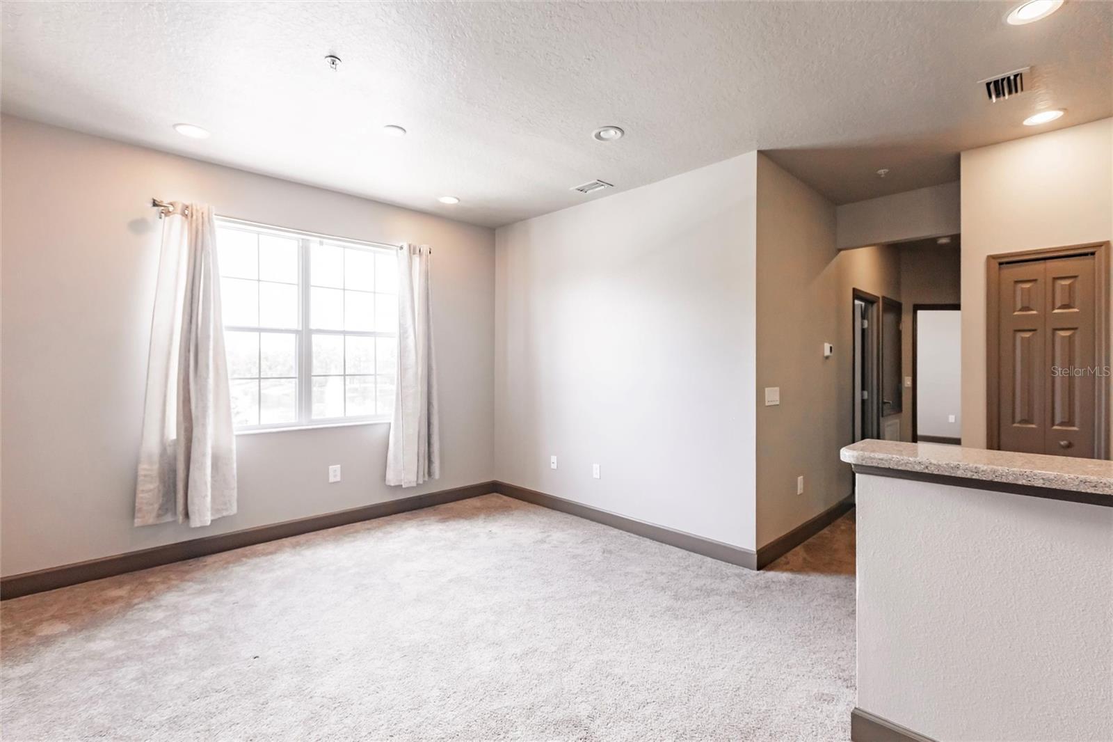 STONEHAVEN PH 4, 5, 6, 7 & 25 - Residential Lease
