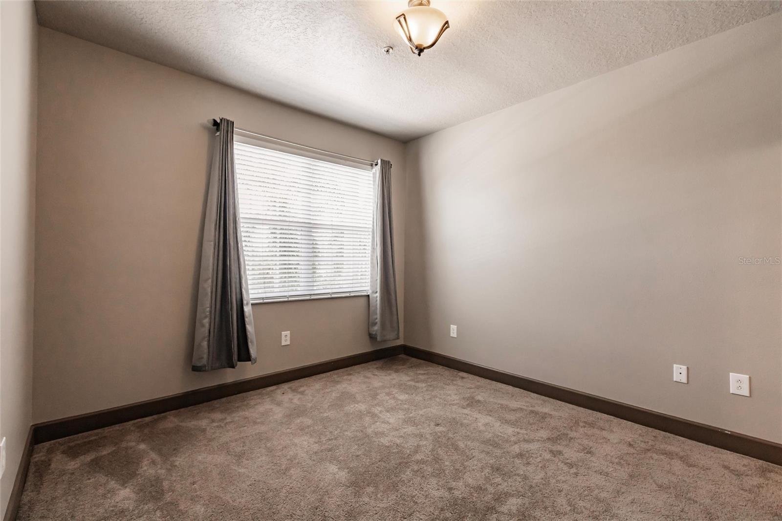 STONEHAVEN PH 4, 5, 6, 7 & 25 - Residential Lease