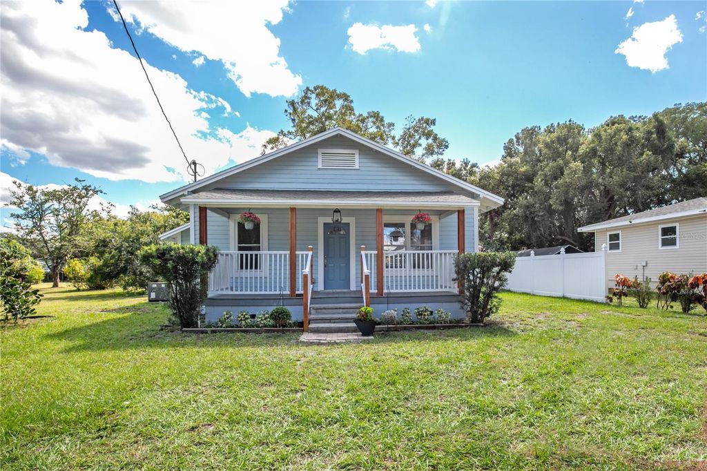 Photo of 1240 E Jackson Avenue, Mount Dora, FL 32757 (MLS # G5103344)