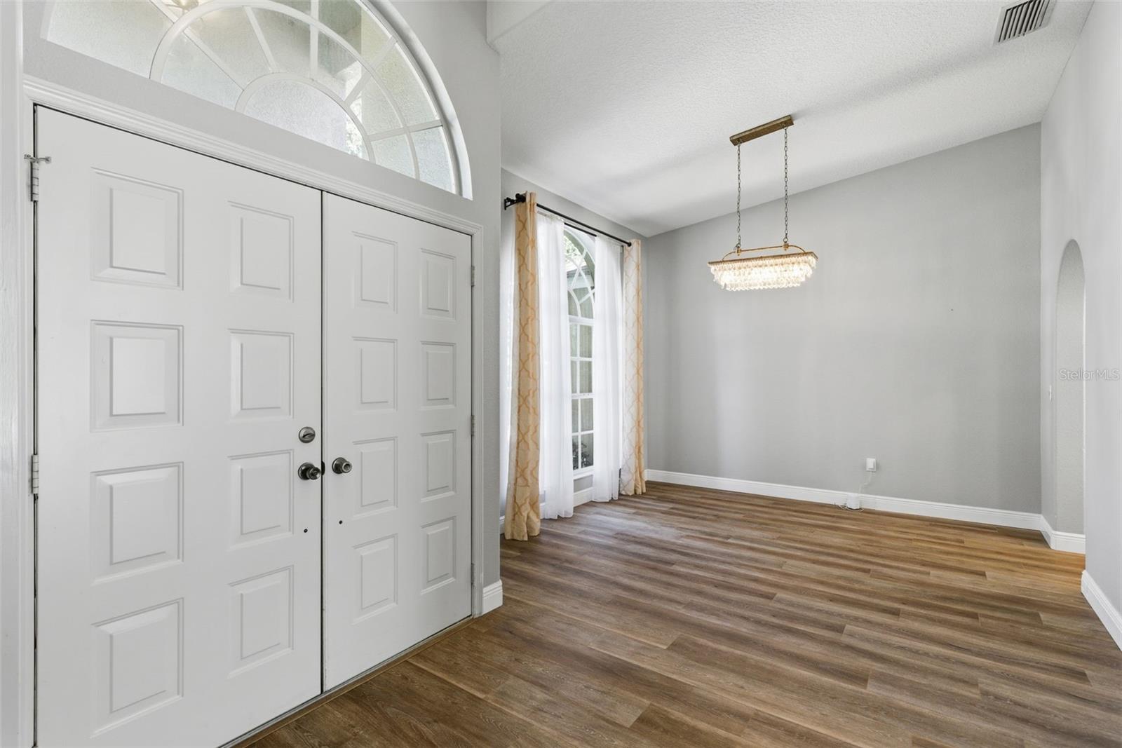 VILLAROSA J - Residential