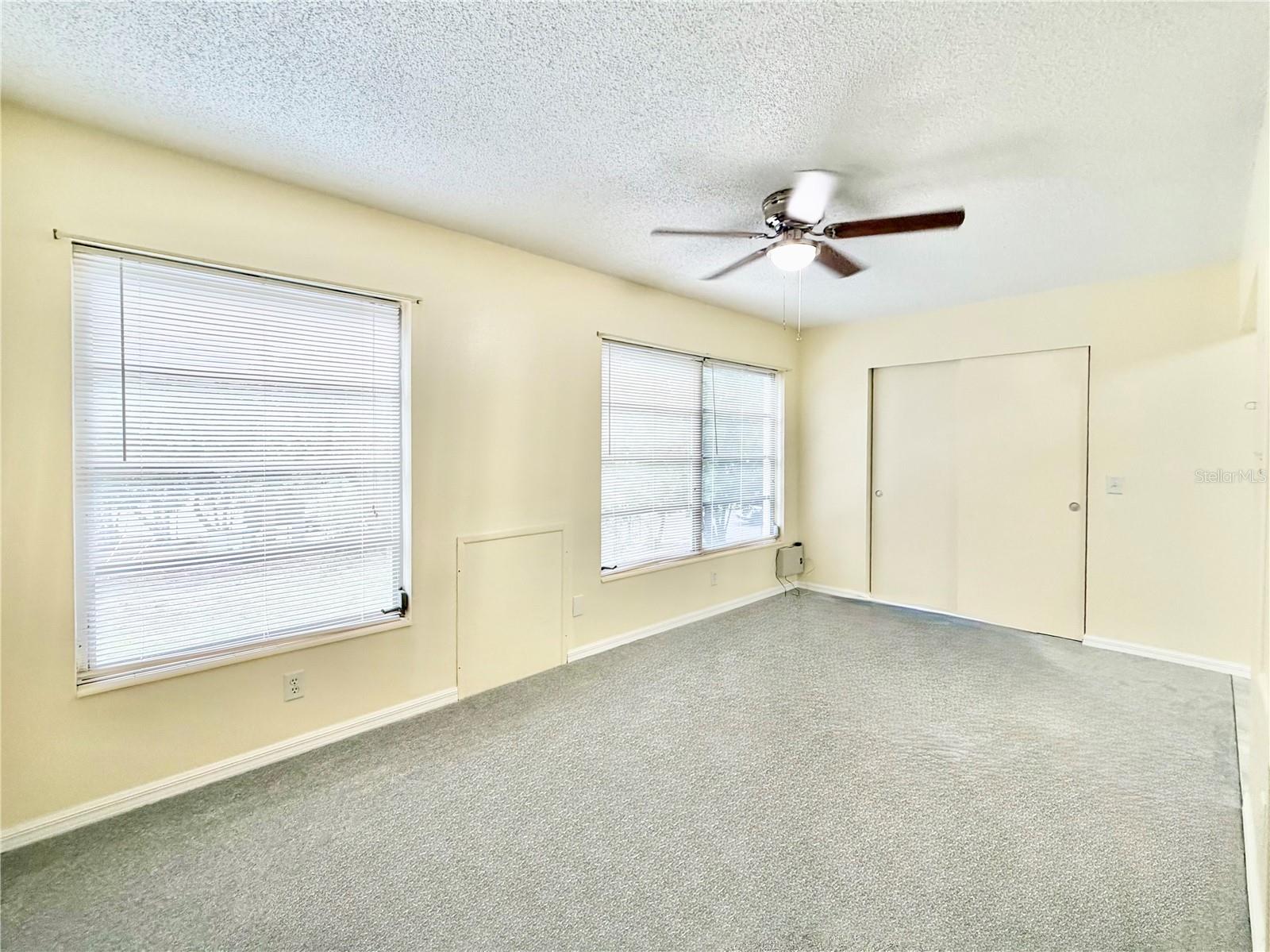 ON TOP OF THE WORLD - Residential Lease