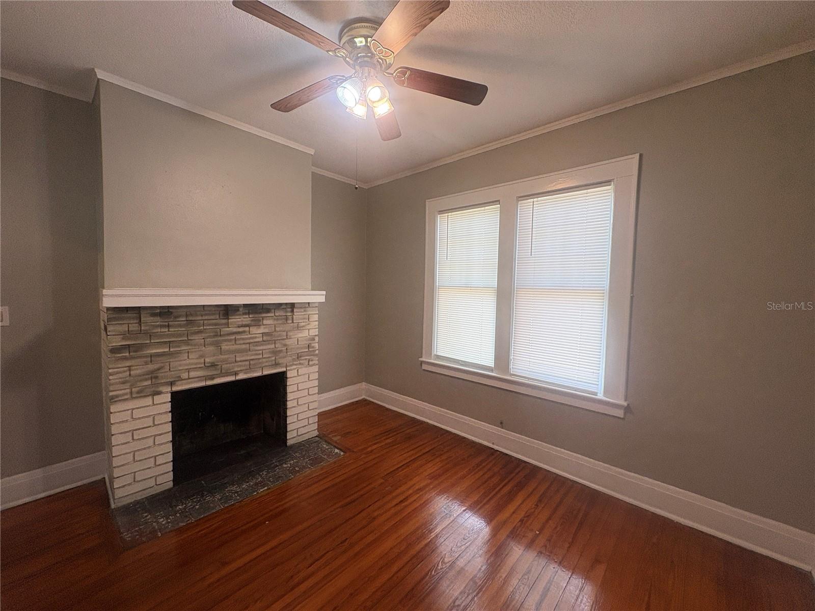 OAKLAND ADD - Residential Lease
