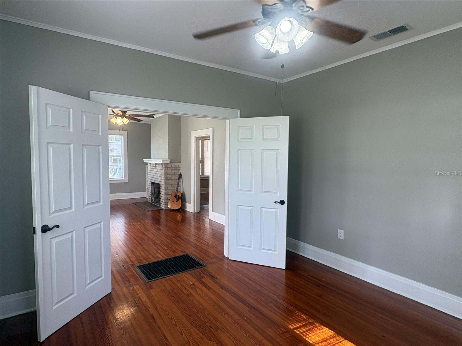 OAKLAND ADD - Residential Lease