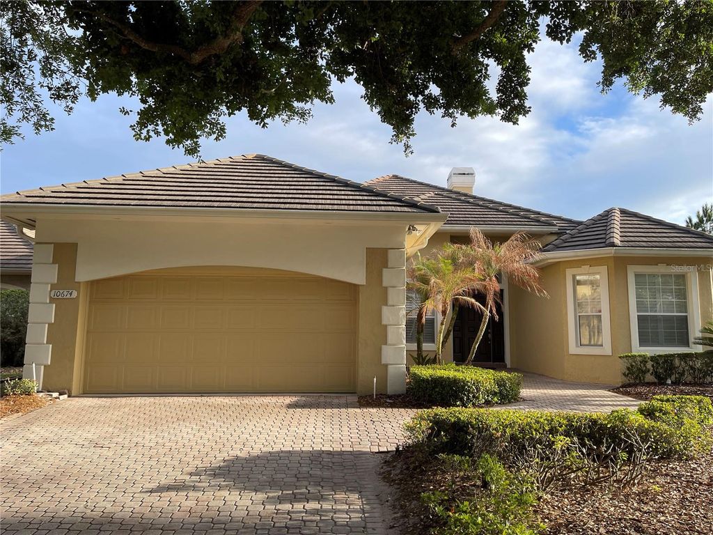 Photo of 10674 Woodchase Circle, Orlando, FL 32836 (MLS # O6395686)