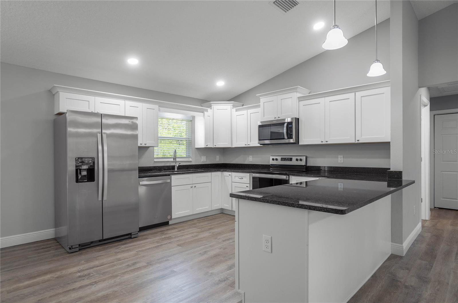 PINE RIDGE UNIT 01 - Residential