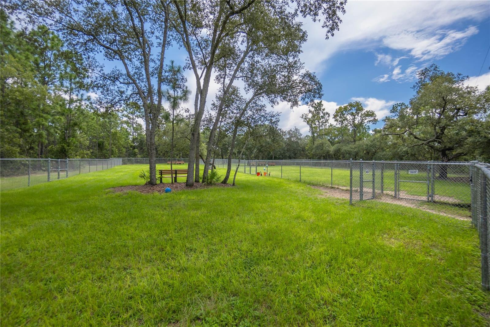 PINE RIDGE UNIT 01 - Residential