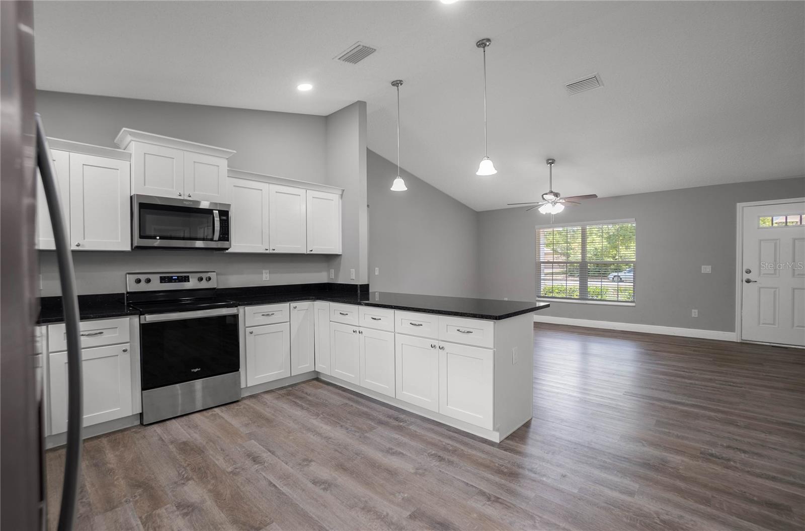 PINE RIDGE UNIT 01 - Residential