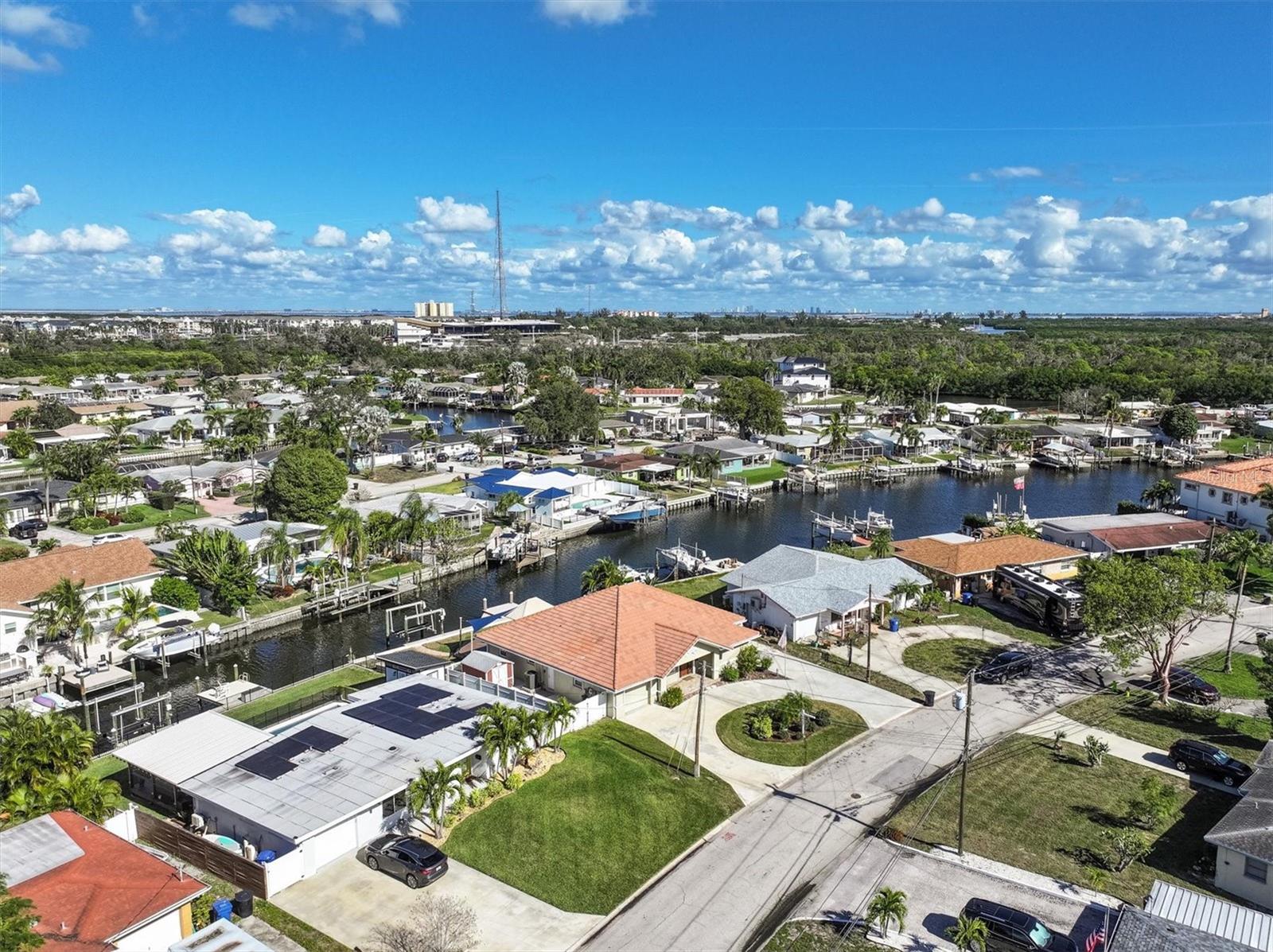 SUN PLAZA ISLES - Residential