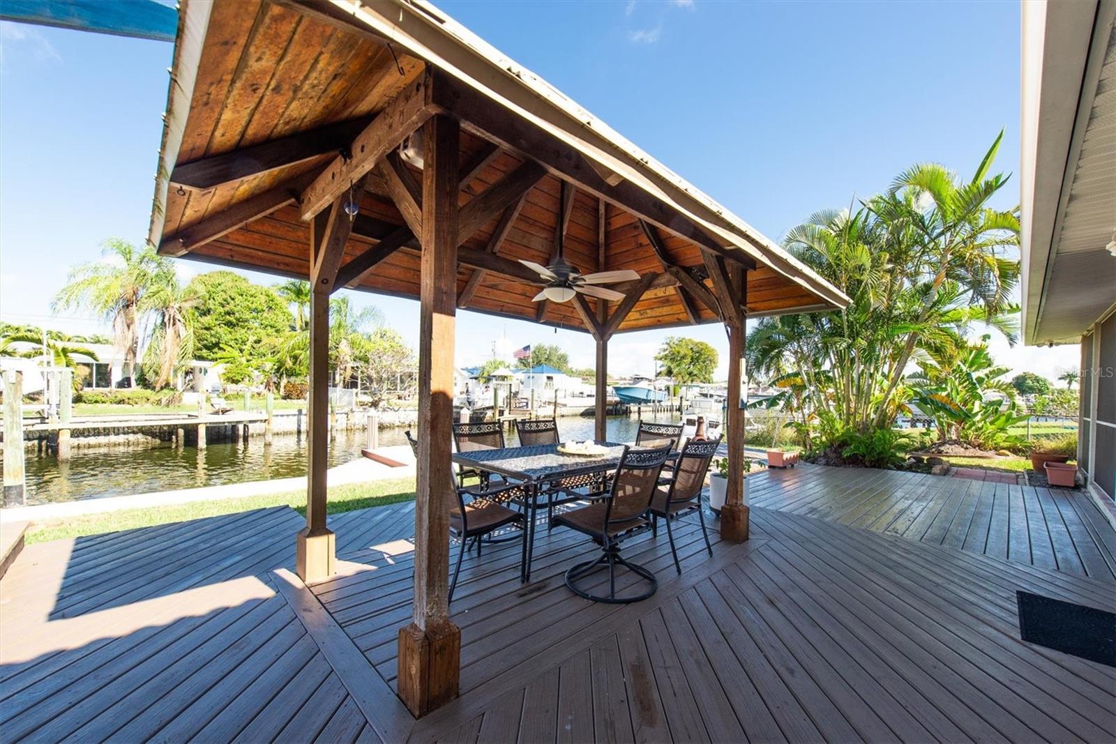 SUN PLAZA ISLES - Residential