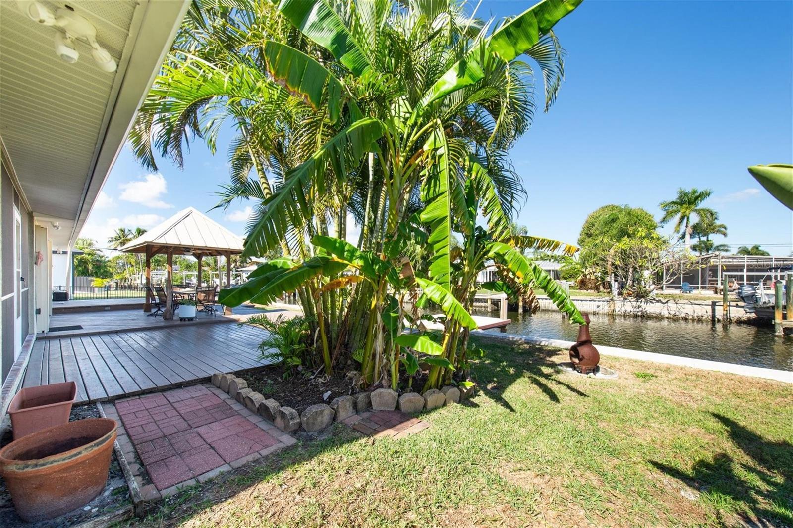 SUN PLAZA ISLES - Residential