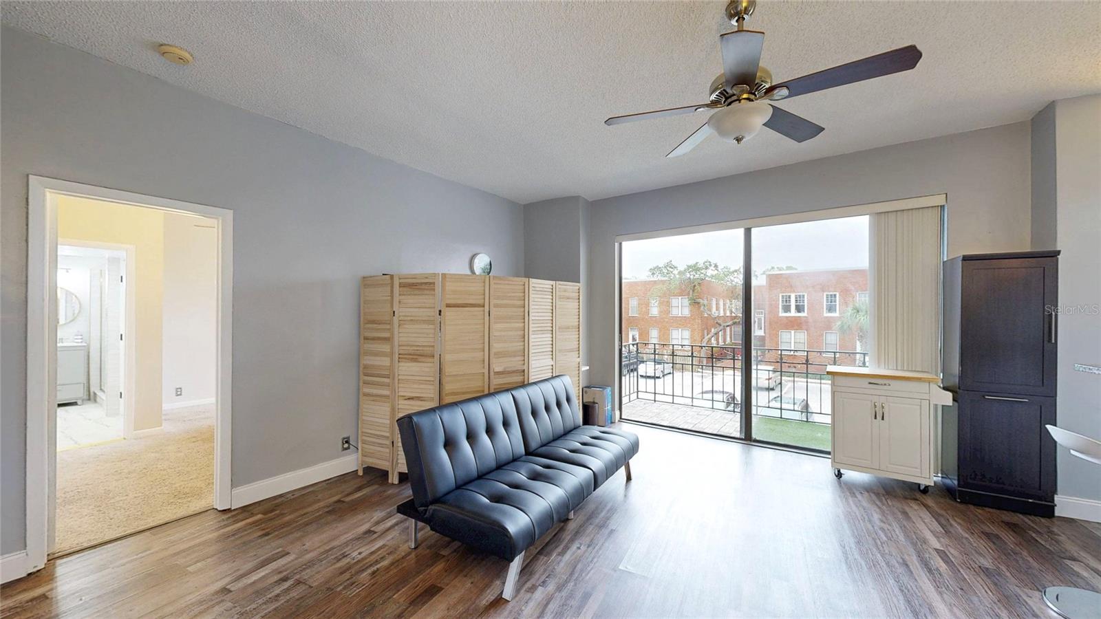 BAYSHORE ROYAL CONDO - Residential Lease