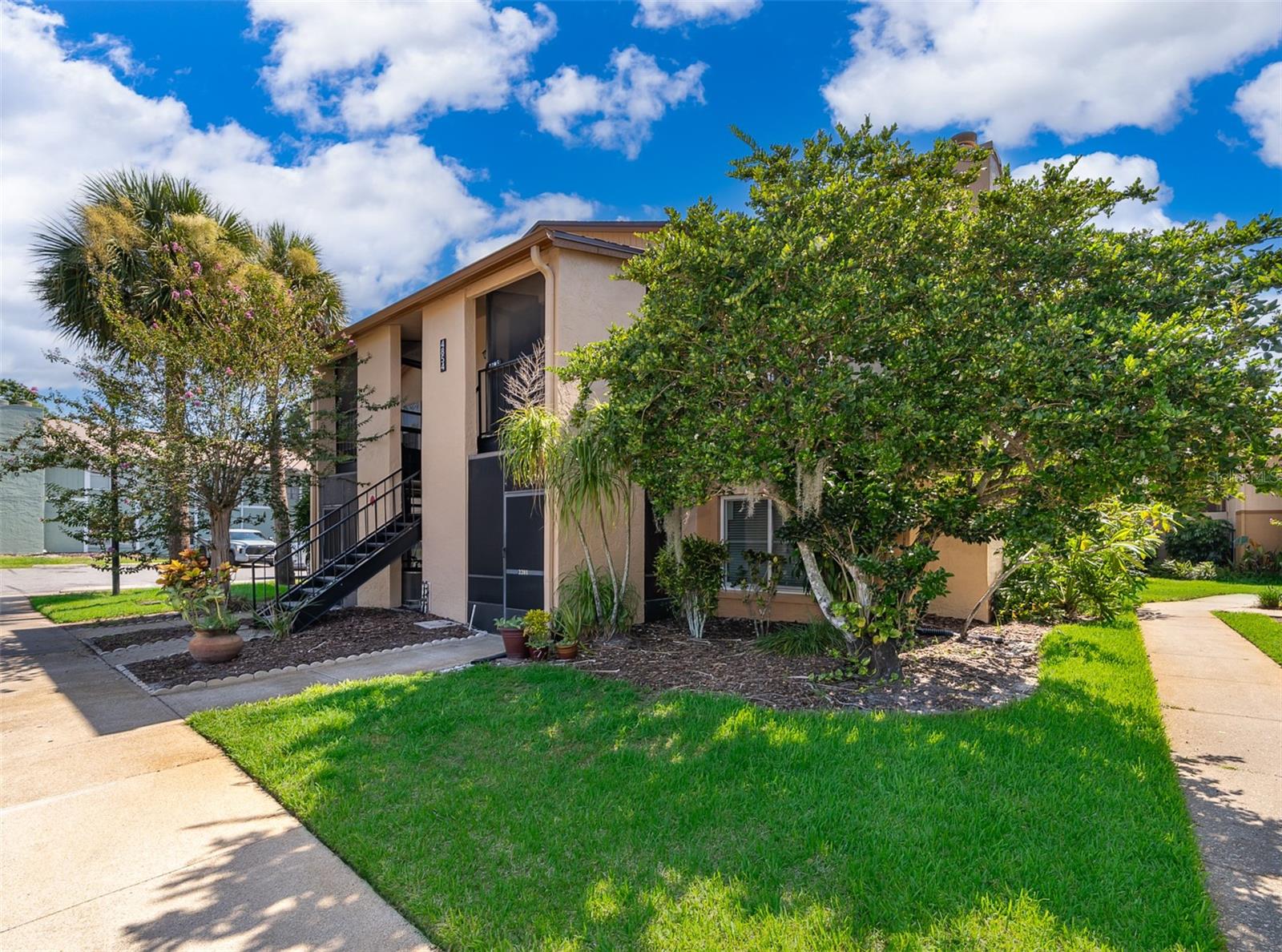 4854 S SEMORAN BOULEVARD 2201
