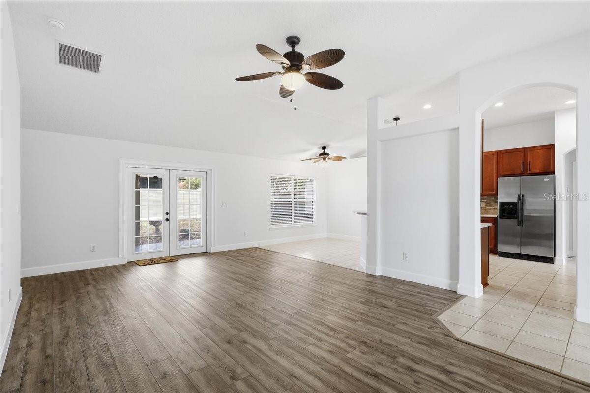 SEMINOLE WOODS - Residential