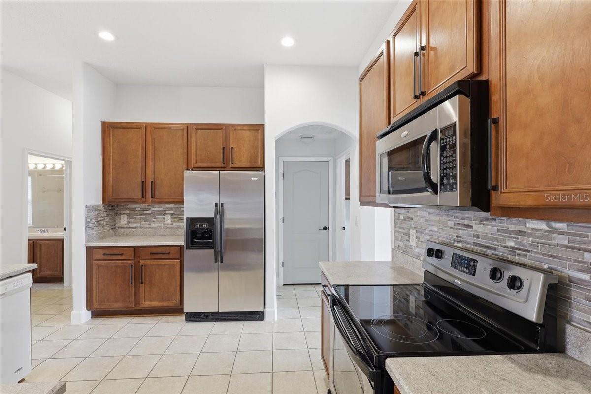 SEMINOLE WOODS - Residential