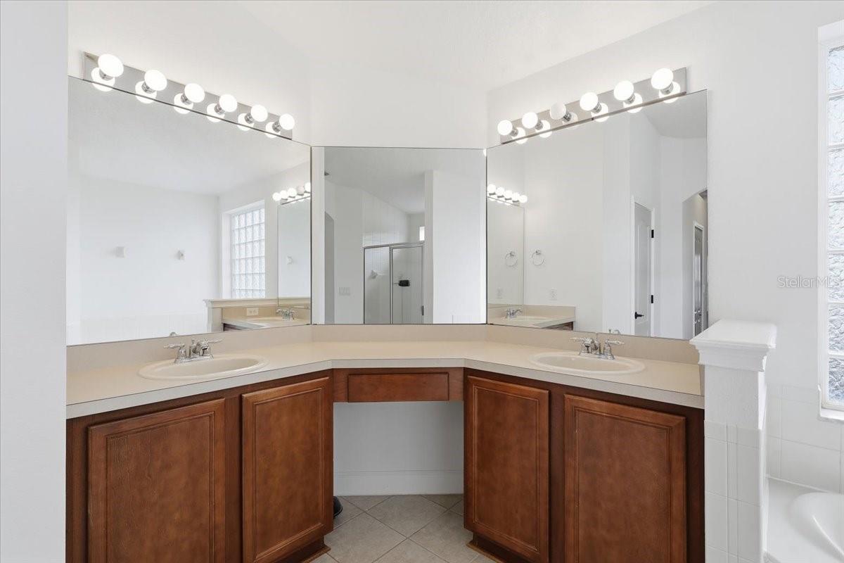 SEMINOLE WOODS - Residential