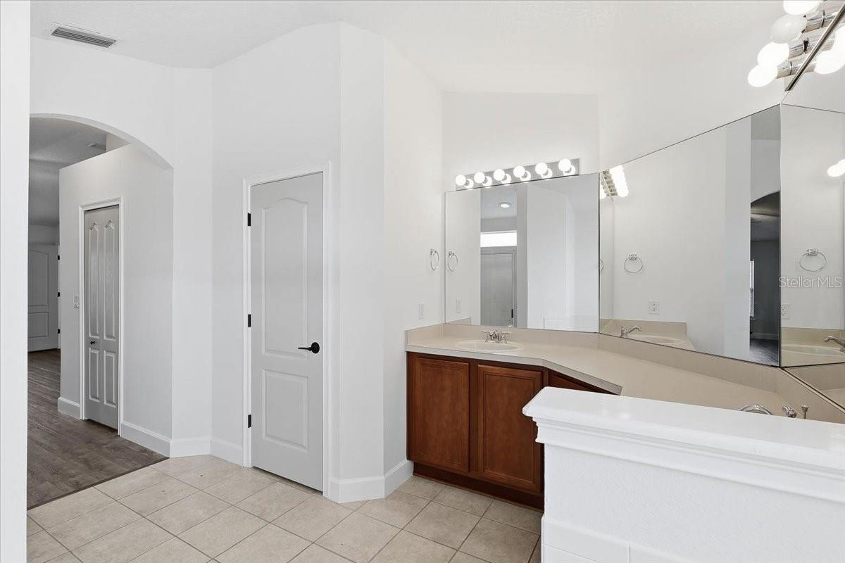 SEMINOLE WOODS - Residential