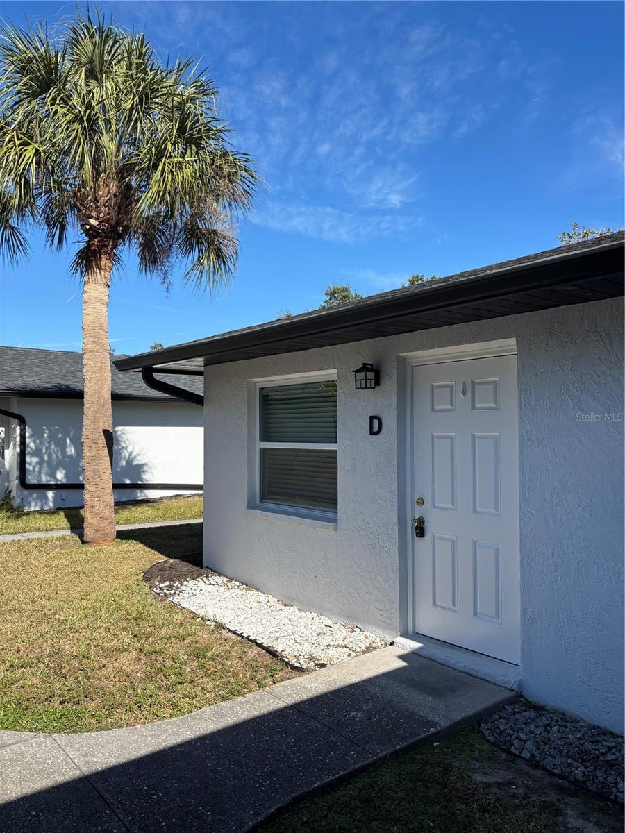 MAXIMO WOODS UNIT ONE - Residential Lease