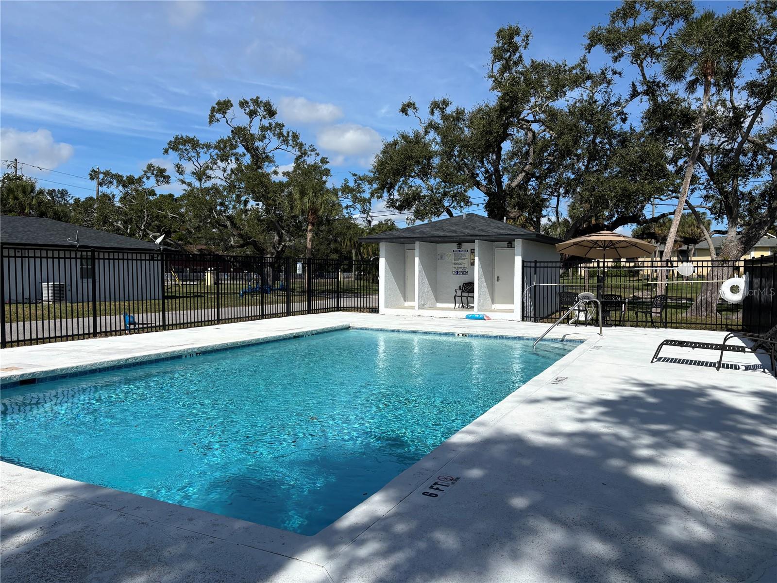 MAXIMO WOODS UNIT ONE - Residential Lease