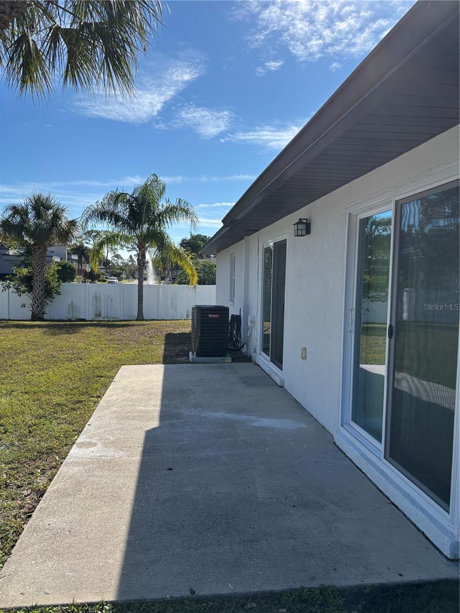 MAXIMO WOODS UNIT ONE - Residential Lease