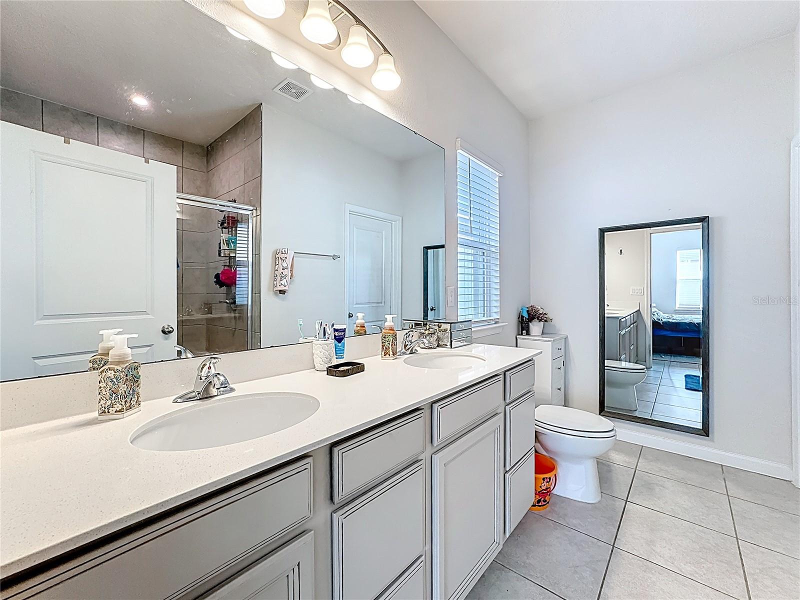 ASTONIA - Residential