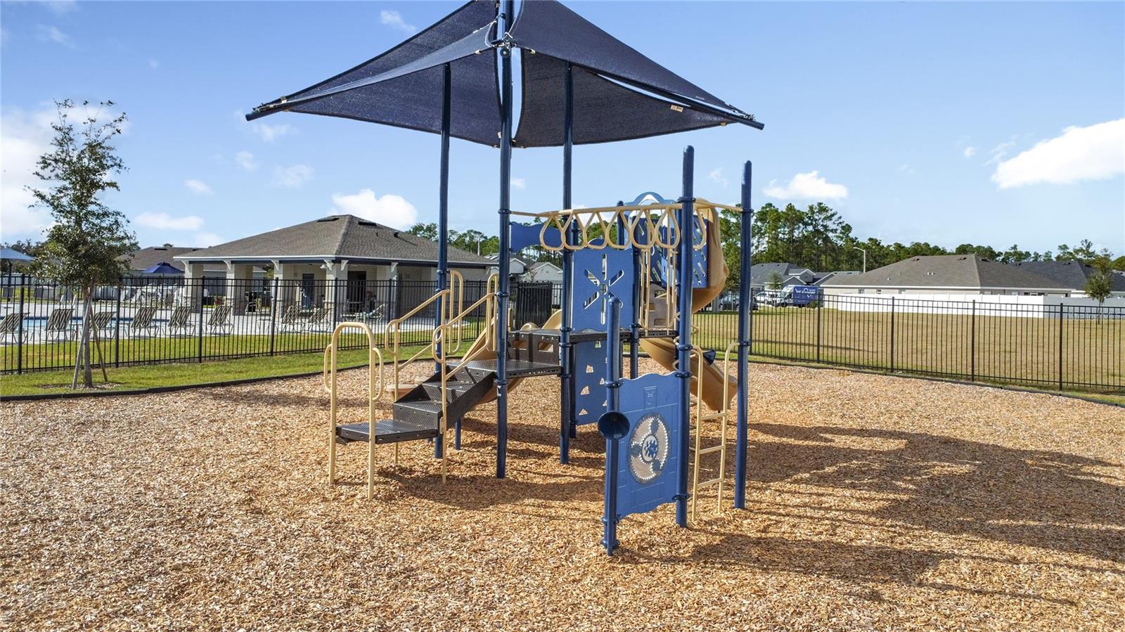 ASTONIA - Residential