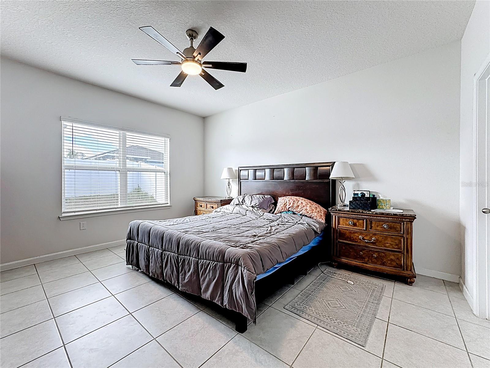 ASTONIA - Residential