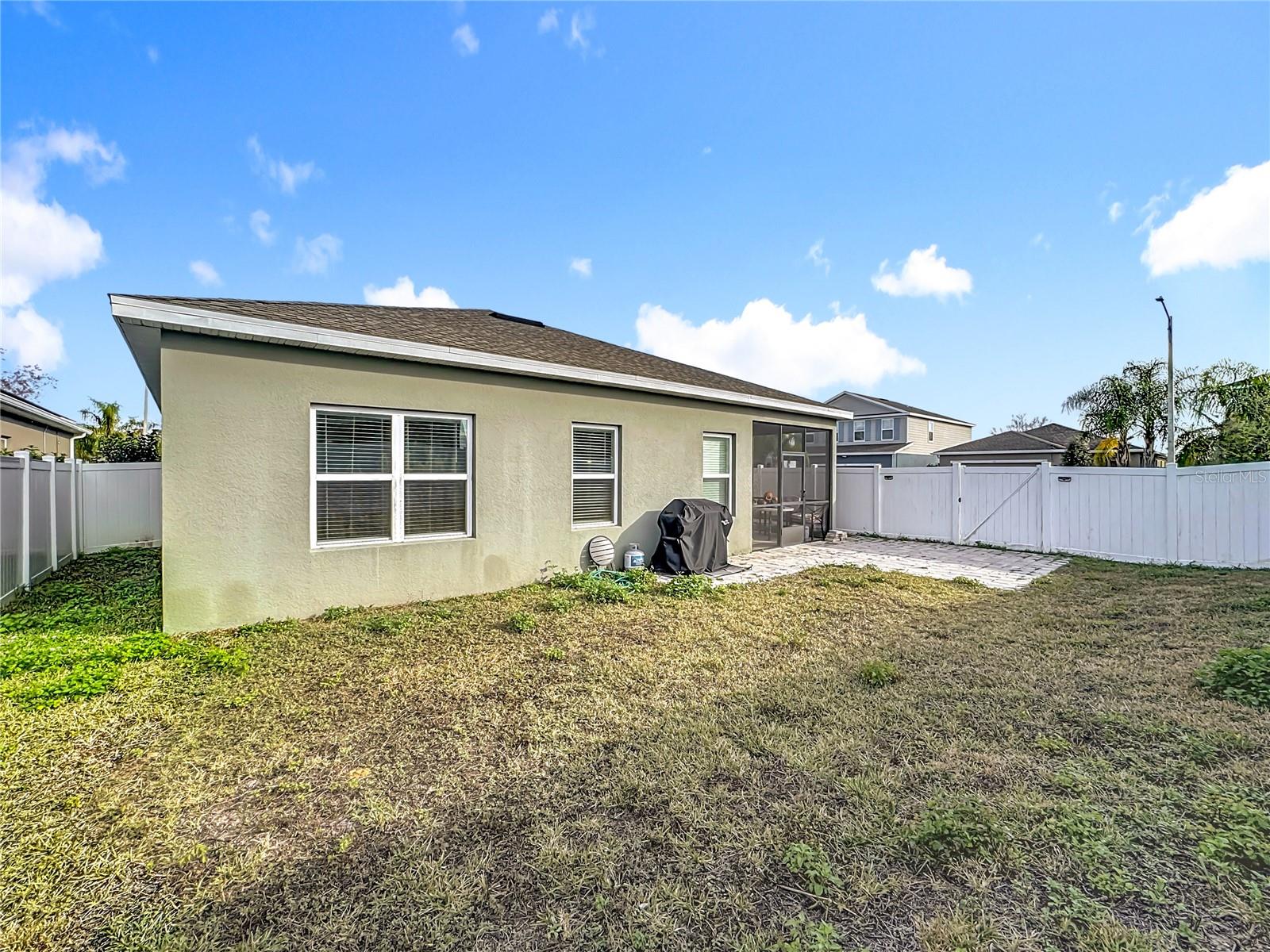 ASTONIA - Residential