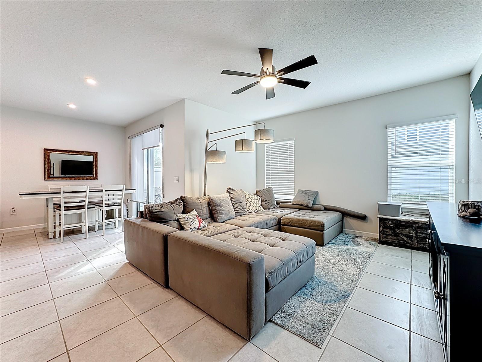 ASTONIA - Residential