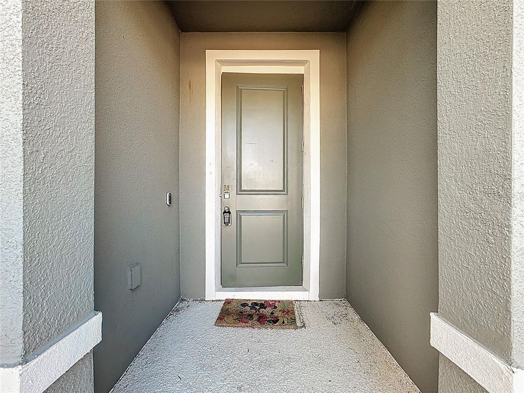 Photo of 692 Bloom Terrace, Davenport, FL 33837 (MLS # O6370303)