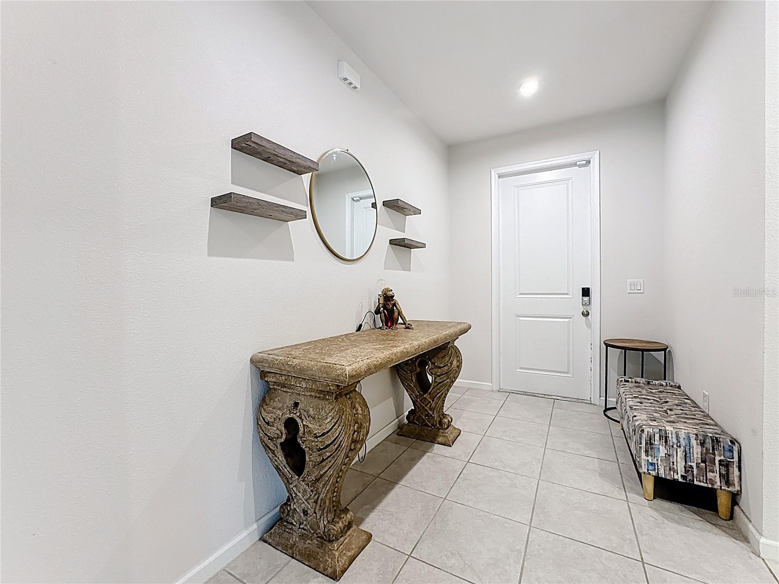 ASTONIA - Residential