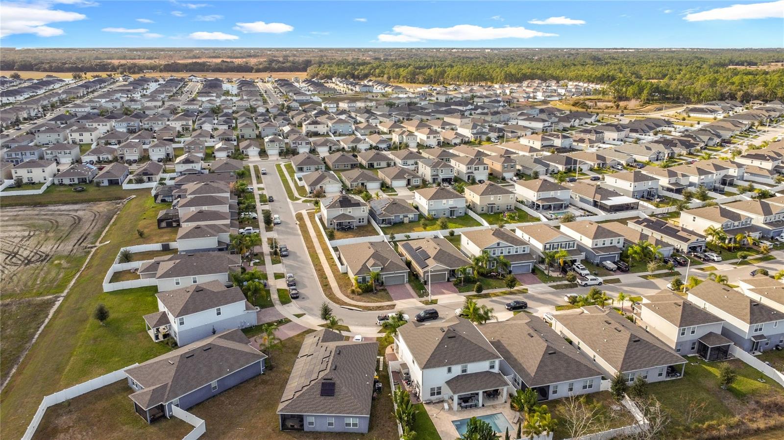 ASTONIA - Residential