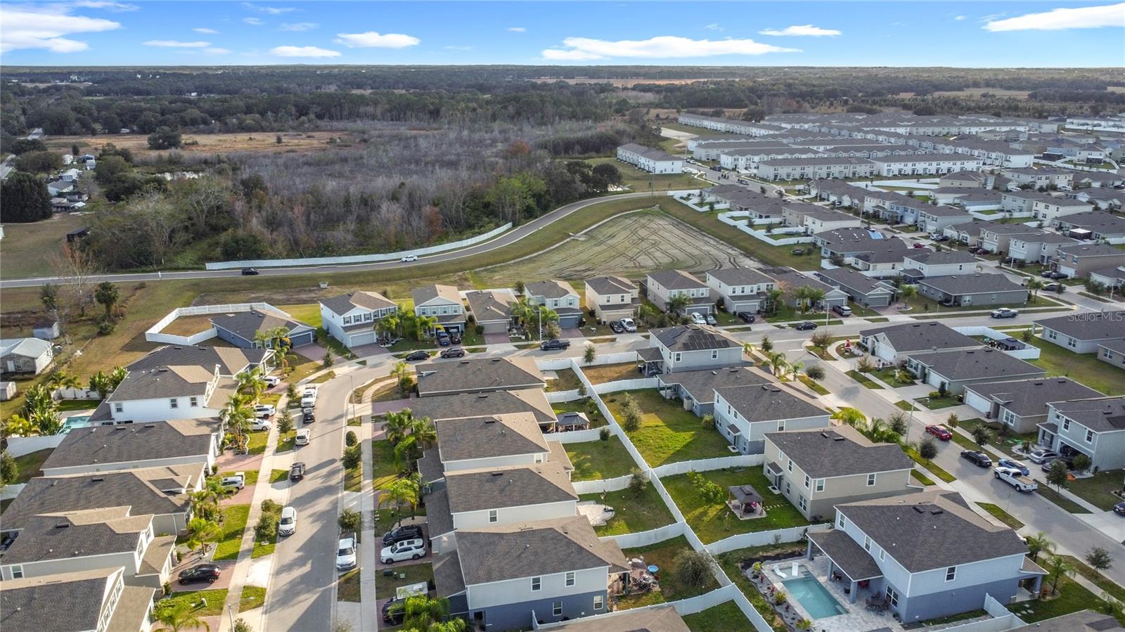 ASTONIA - Residential